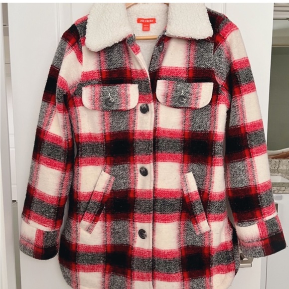 Joe Fresh Sherpa Shacket - Picture 2 of 8